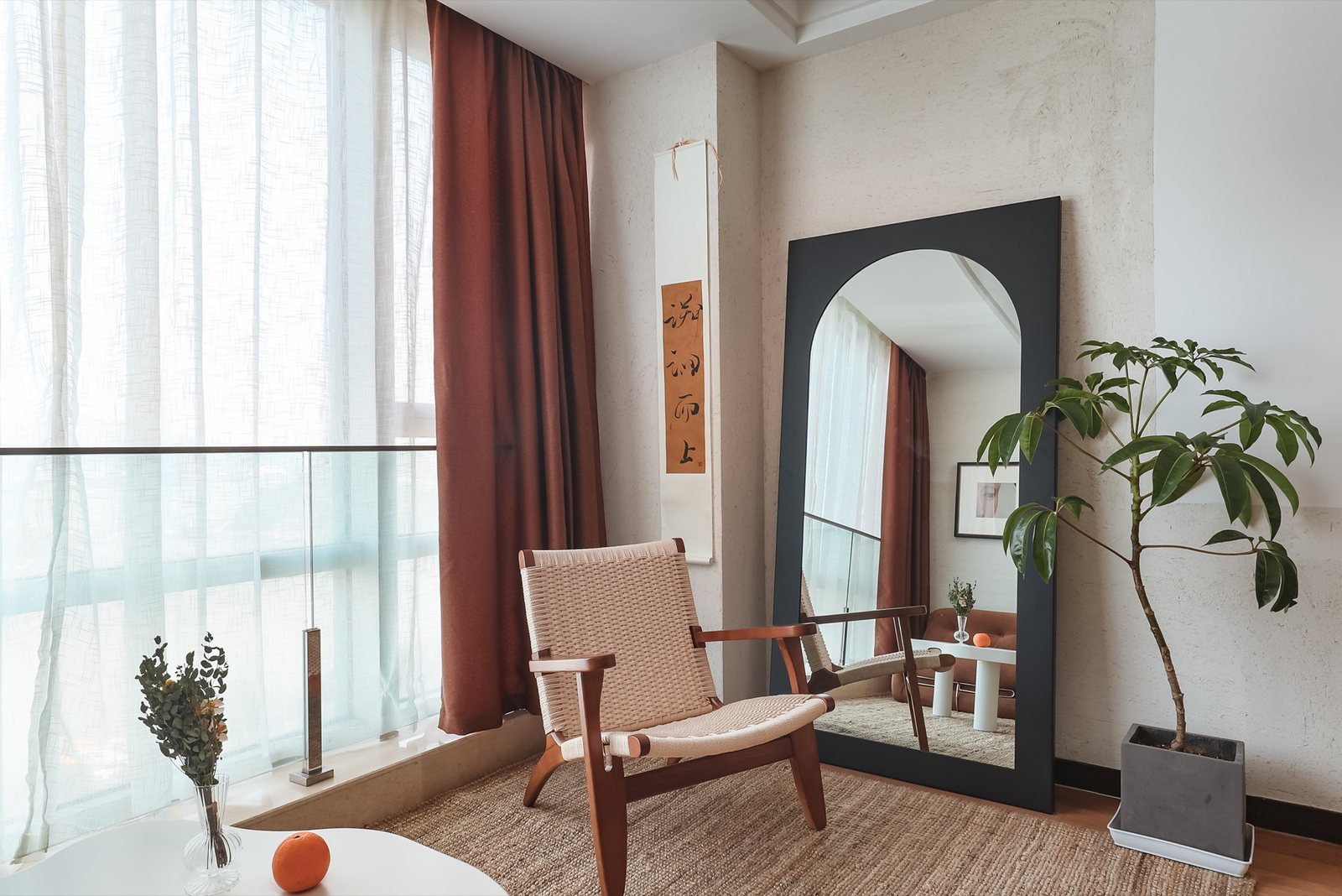 2207室拍照视角,可俯瞰玄武湖与紫金山全景