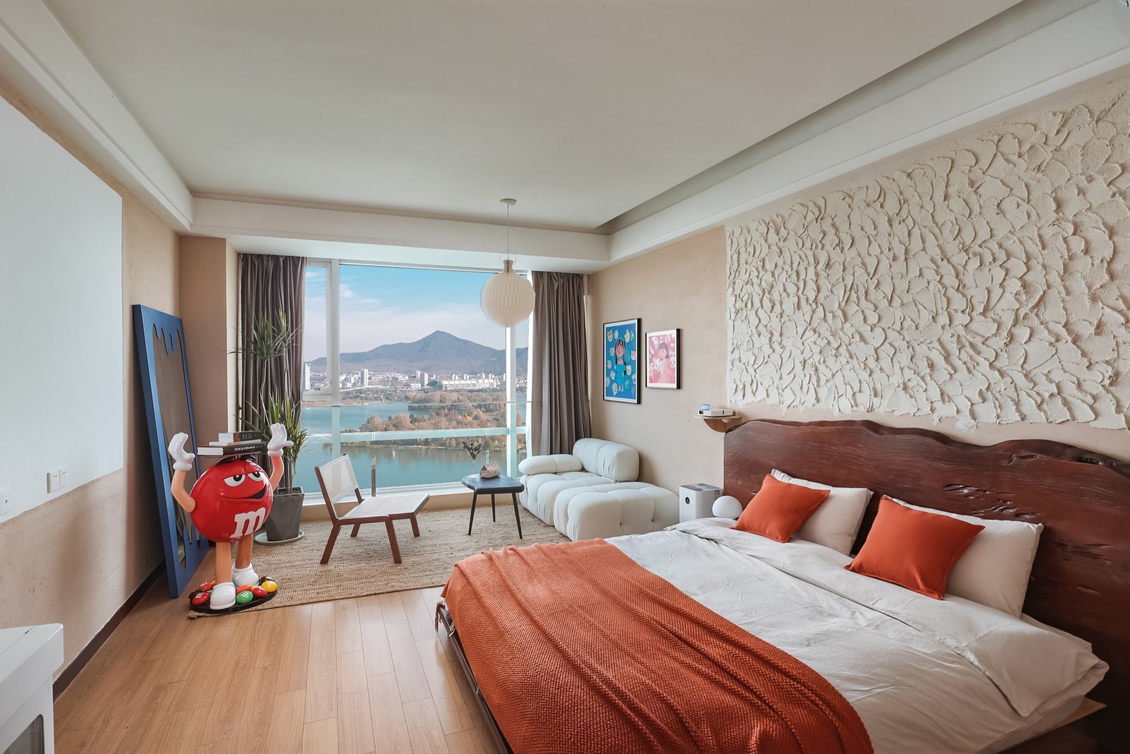 3004室洄游湖景 精选高层投影大床房封面照片